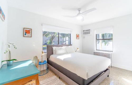 Renovated Apts with Kitchen, Fast WiFi, Smart TV, Roku & Pool Onsite 4 mi to Surfside Beach - Foto 9