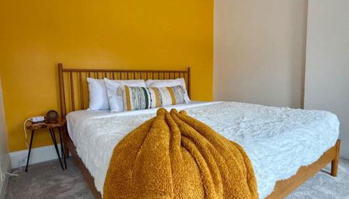 Jungle House Columbus Sleep 12 Downtown Ohio Free Parking - Near Convention Center & Nationwide Arena - 4BR Short North Luxury Home - Over 5,800 Five Star Stays - Foto 3