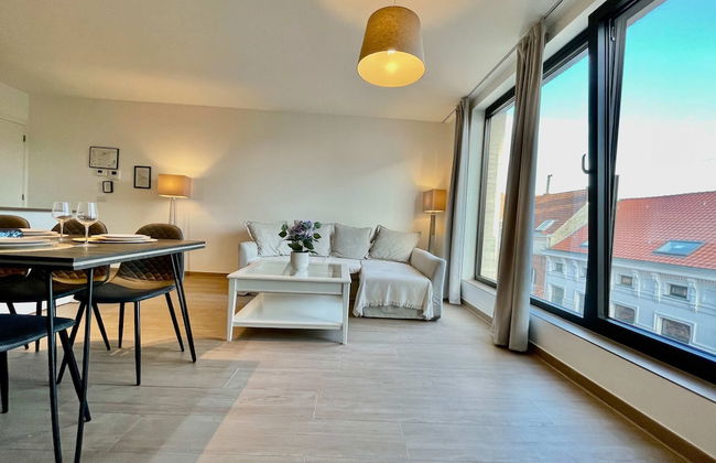 Modern 2BR 1.5 BA Near Diamond District by Oneluxstay - Foto 3