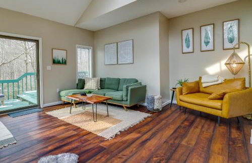 Lovely Poconos Cabin with Resort Amenities! - Foto 5