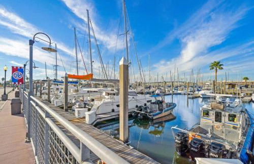 Cozy cottage in the heart of Kemah close to the boardwalk and bay - Foto 6