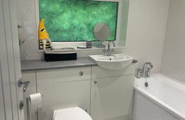 Beekeepers Cottage - Photo 12