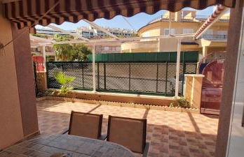 Adosado con piscina y terraza a 700m de la playa - Foto 13