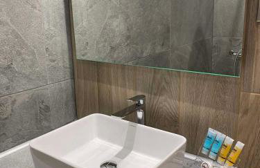 11 Luxury Apartments - Photo 28