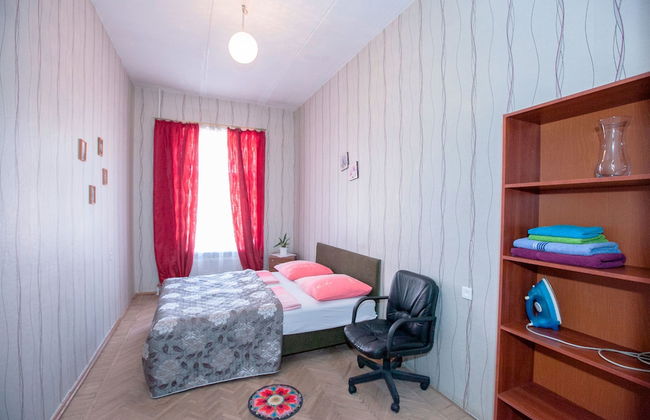 Feelathome on Lower Nevsky - Photo 14