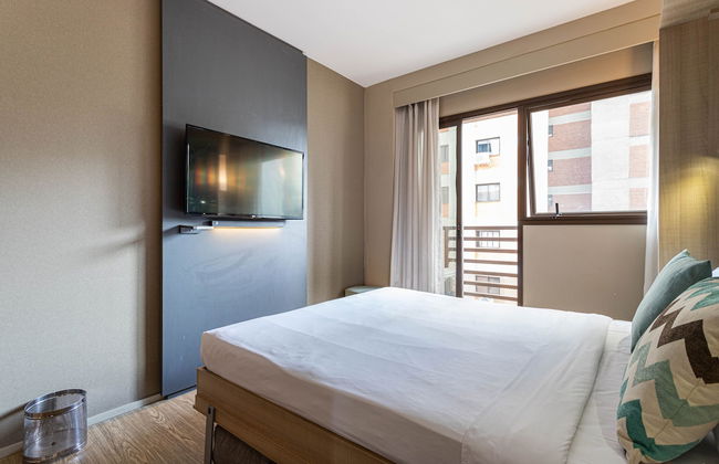 Charlie Alphaville - Foto 9