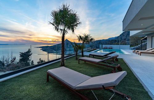 Villa BAMM with heated 36sqm pool, 5 en-suite bedrooms and panoramic sea views - Foto 40