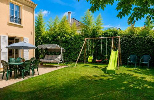 DISNEY & PARIS family Villa sleeps 10 persons with Private Garden & Terrace 4 bedrooms, 3 bathrooms FIBER Wifi Netflix & free Parking - Foto 3