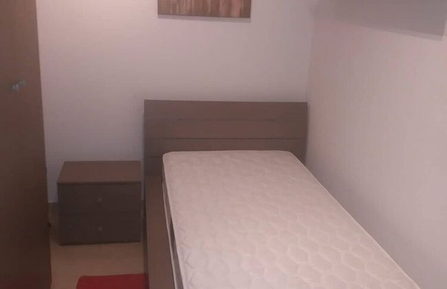 Charming 2-bed Apartment in san Gwann - Foto 2