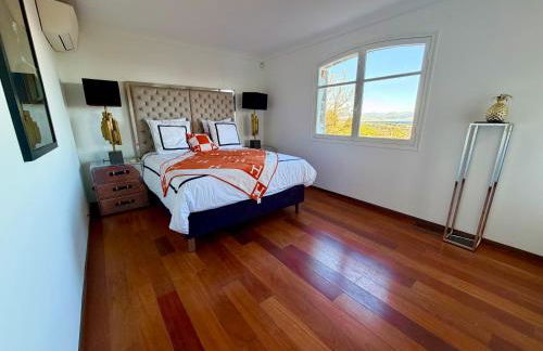 Prestigious villa in Cannes with stunning sea views - Photo 27