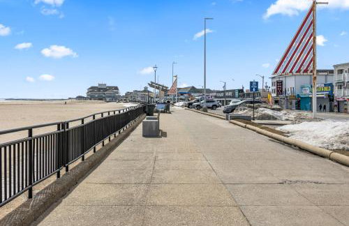 Hampton Beach OCEAN FRONT Condo at the Surf - Foto 23