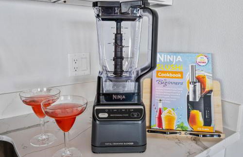 Laguna Villa: The Ultimate Beachfront Mega-Retreat: 9BR, Sleep 32 - Foto 23