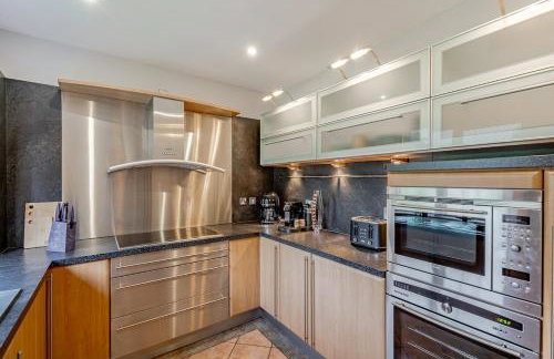 Spacious Gleneagles Apartment - Foto 24