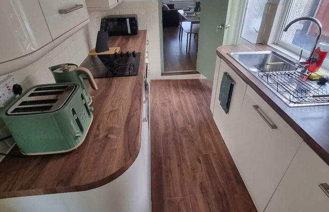 Stylishly Designed House Dartford - Foto 14