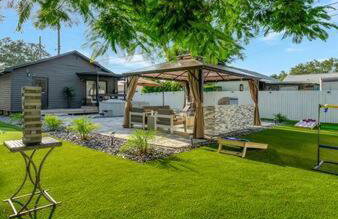 Family Fun & Backyard Oasis Hot Tub Games & BBQ - Foto 55