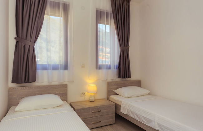 Belvedere Apartments - Photo 2