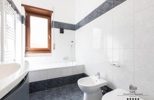 GFC Eternal Rome Apartment - 5min to Tiburtina Station MetroB, 2 Bathrooms, Terrace, A-C - Photo 33