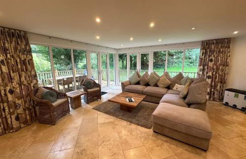 Trewhiddle Retreat V17 by Together Travel - Luxury 4-Bedroom Villa - Foto 10