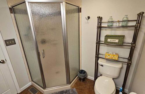 Farmhouse Retreat - Sleeps 10 - 1hr from STL - Foto 18