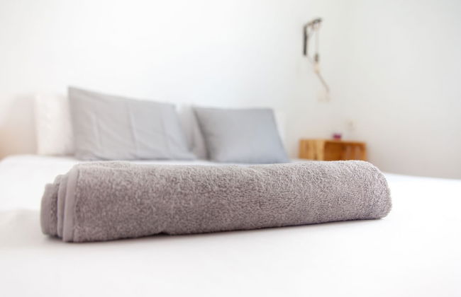 Beach House with garden - Photo 20