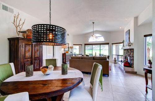 Country Club Home 2 BR, 2 BA and Den about 1 Mi to Golf - Foto 6