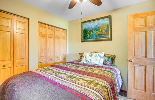 Deck and Views Pet-Friendly Cabin in Jefferson! - Foto 18