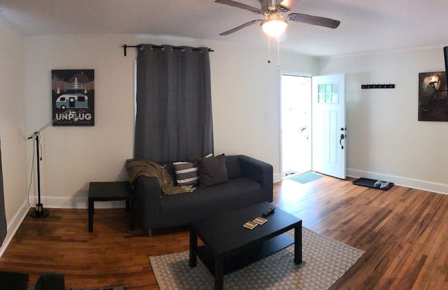 Renovated Space Close to Downtown - A - Foto 10