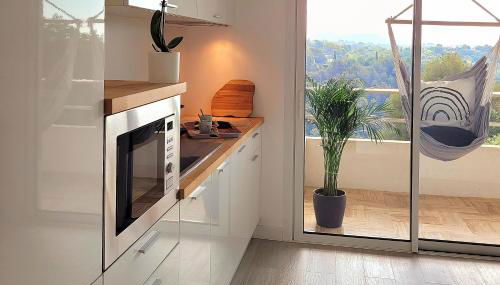 Studio climatisé vue imprenable wifi - Foto 5, stove, dishwasher, minibar