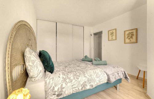 Le Montaigne - Climatisation, Parking Privé, Tramway et Airbus - Photo 10