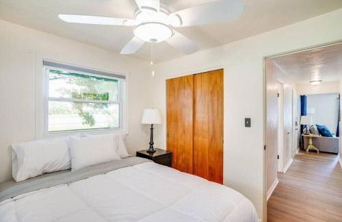 Entire Home Blocks from Notre Dame. Sleeps 8+ - Foto 14