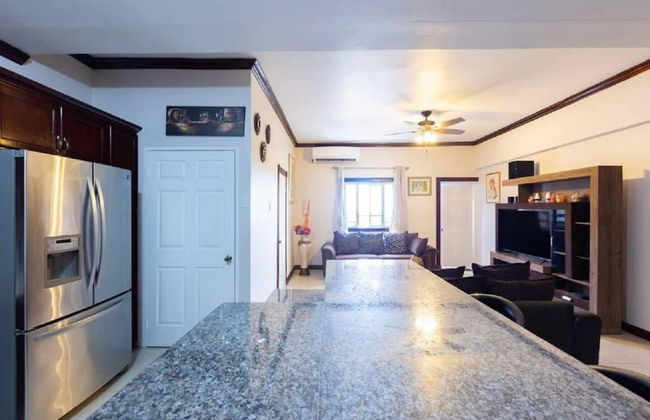 Loft - Sleeps 4 - Parking - Balcony - Photo 11