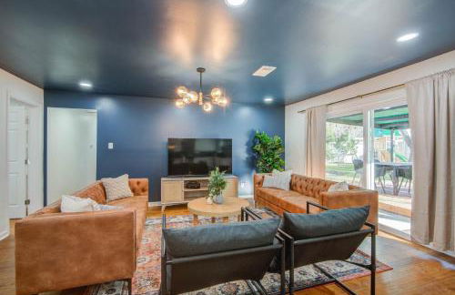 4-BD Mid-Modern Century with Firepit & Playground - Foto 8