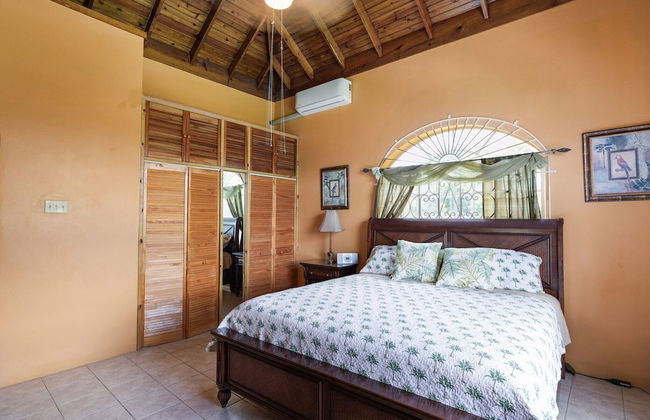 YanceyLargo-6BR Two-Story Estate w/Mountain Views by RedAwning - Foto 7