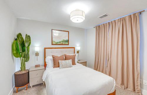 Serene and Updated Escape 1 Mi to Heritage Landing - Foto 20