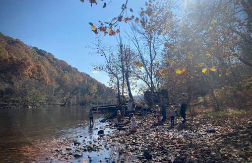 Modern City Loft Downtown Lynchburg VA LYH HUGE - Foto 74