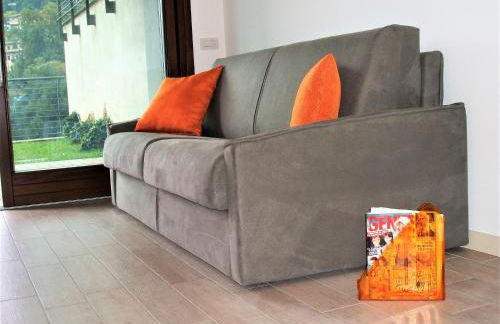 Green & Lake Home - Photo 12