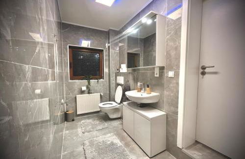 ZOVA - Superior Apartment - near A3 - Foto 17