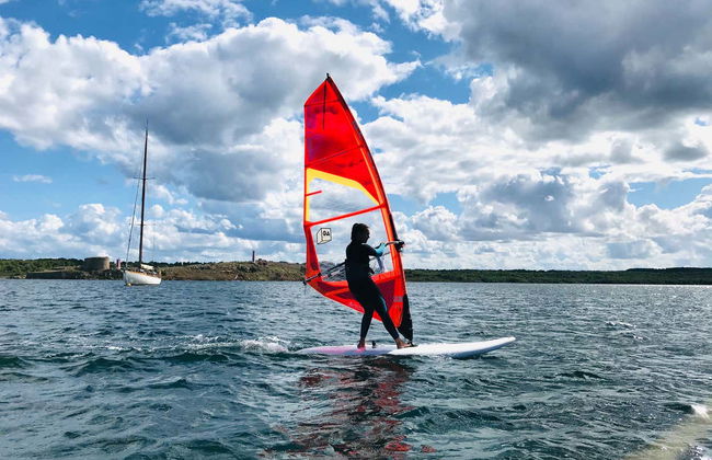 Curso de windsurf en Fornells - Foto 6