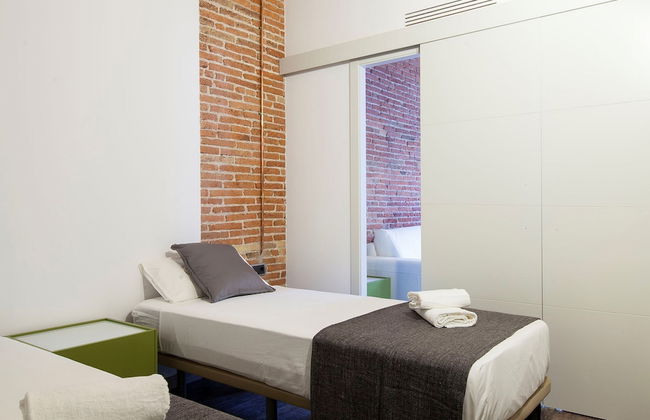 AB Paral·lel Spacious Apartments - Photo 37