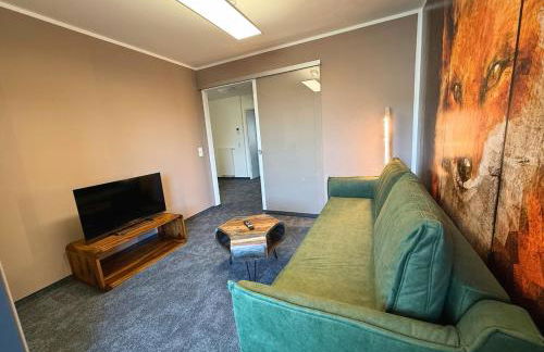 VYLD Fuchs Suite - Urban, Aufzug & Balkon - Foto 12