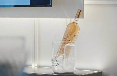 2BR West End Apartment Near Botanic Gardens - Foto 14