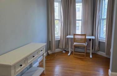 The Maverick Upstairs - NEW! - Lux Apartment - 2 Miles From Airport & Downtown Boston - Foto 4