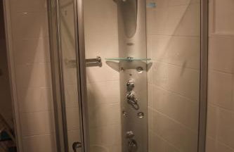 Ferienwohnung mit 4 Schlafzimmer für 2 bis 9 Gäste----Apartment with 4 bedrooms for 2 to 9 guests - Foto 9