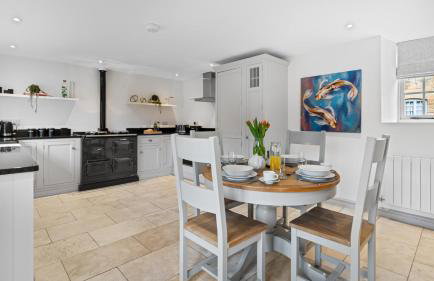 Vine Cottage - Photo 10