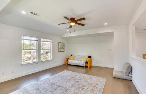 Fire Pit and Grill Lakeside Gun Barrel City Home! - Foto 19