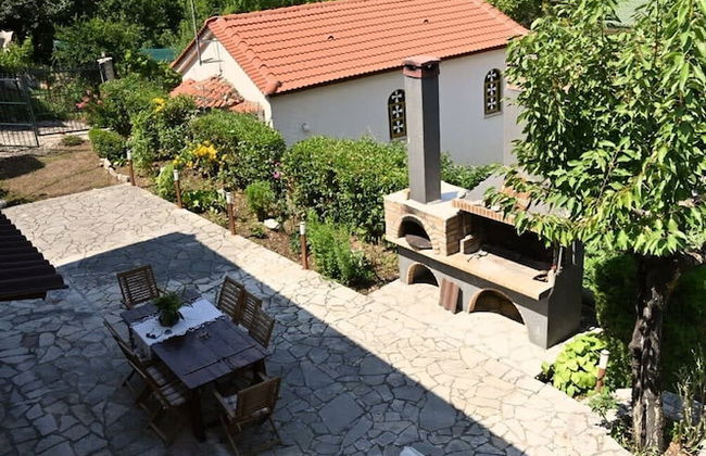 Kalavrita Winter Retreat - Homely Spacious Chalet - Foto 19