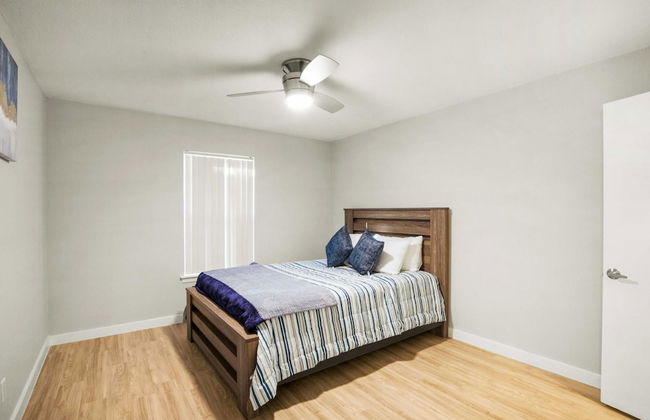 Cozy 2BR Near UT Hyde Park Evonify - Foto 7