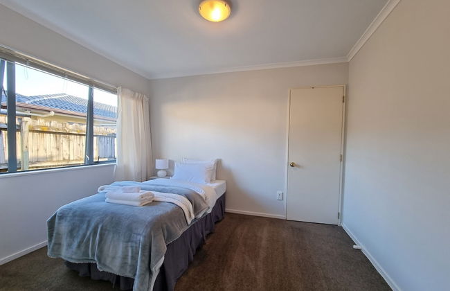 Beautiful 3BR House - WiFi - Car park - Foto 10