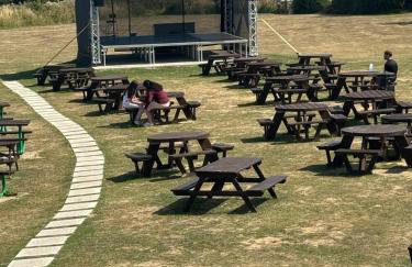 The Squirrel's Nest Stylish Modern Caravan Stay - Foto 26