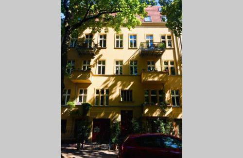 Beautiful Backyard Remise - Photo 23